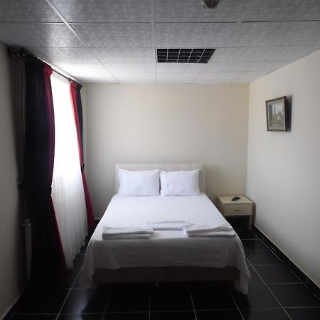 Saral Otel Derince Exterior foto
