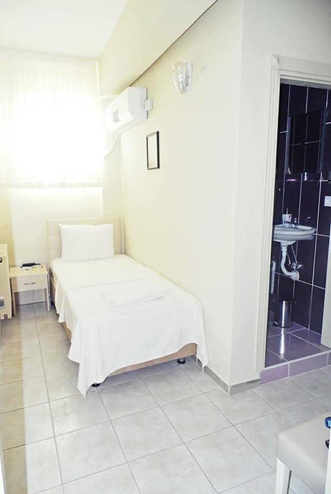 Saral Otel Derince Exterior foto